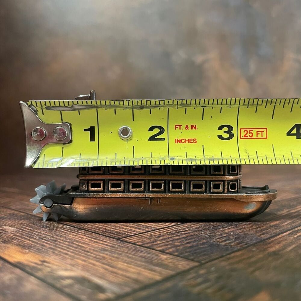 Vintage Die-Cast Steamboat Pencil Sharpener – Paddle Boat – Made in China - Picture 9 of 9